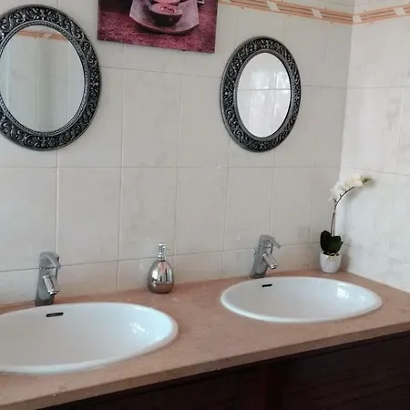 Holiday home Casa Do Eduardo Vestiaria